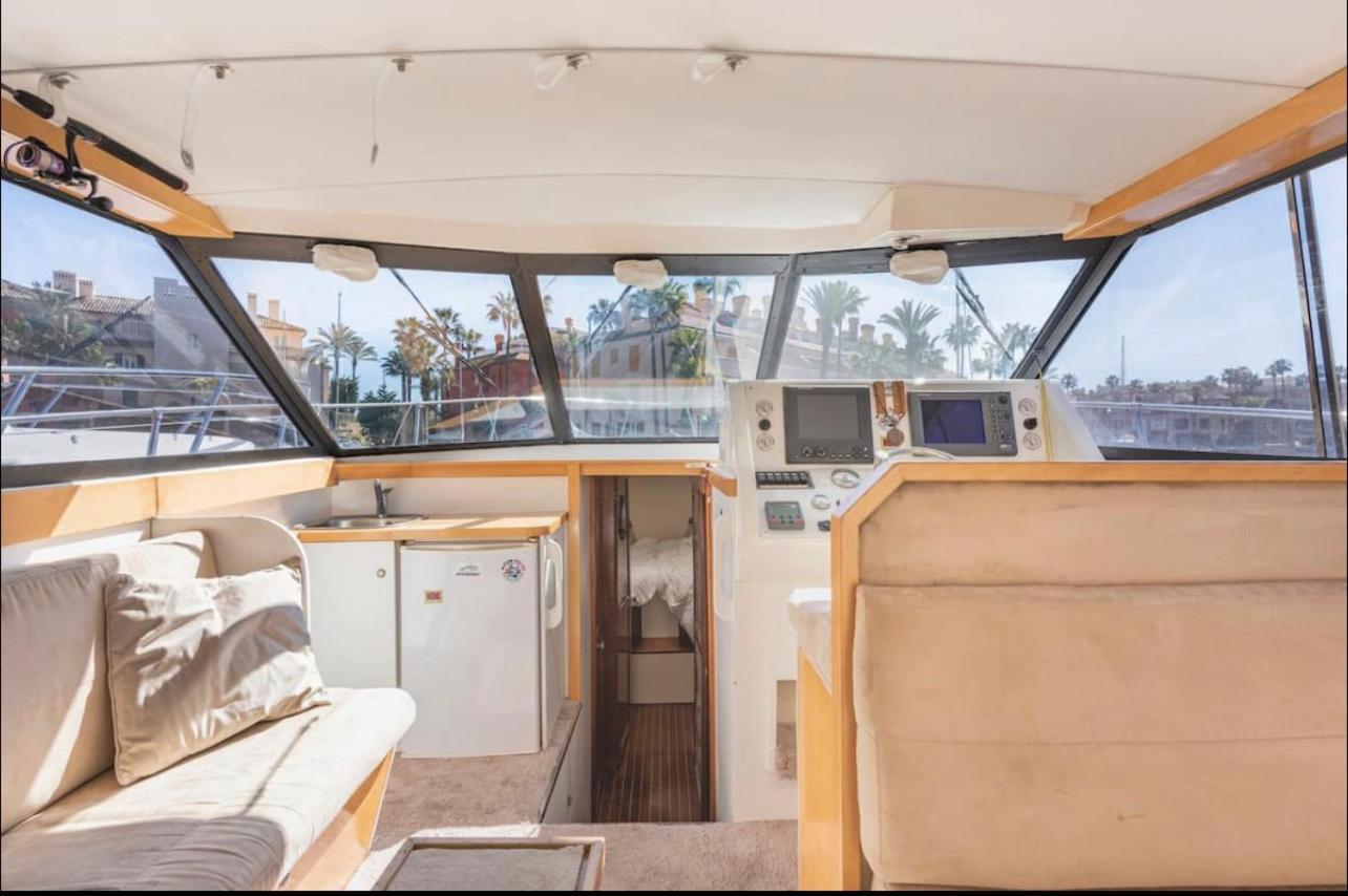 Barco Americano Sotogrande ตอร์เรกวาเดียโร ภายนอก รูปภาพ