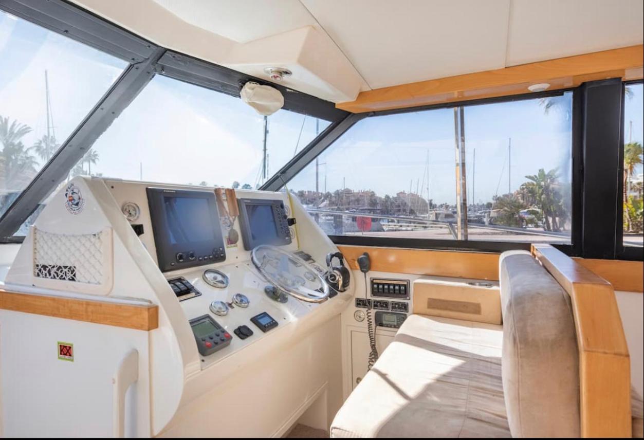 Barco Americano Sotogrande ตอร์เรกวาเดียโร ภายนอก รูปภาพ