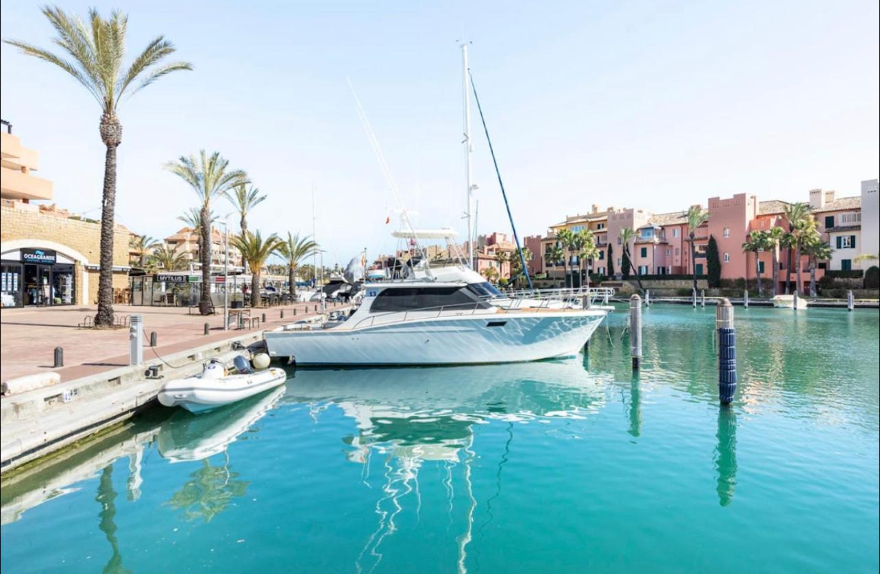 Barco Americano Sotogrande ตอร์เรกวาเดียโร ภายนอก รูปภาพ